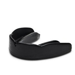 Szczęka bokserska BASIC Leone1947 – kolor czarny